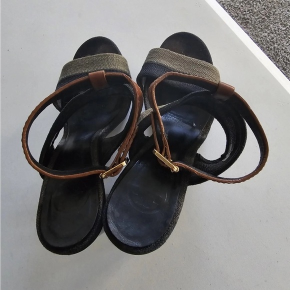 Tory Burch Womens Ankle Strap Block Heels  Sz 6M Mixed Print 4inches High Luxury - Picture 3 of 14